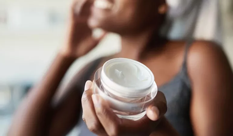 Which is better for your skin—natural or chemical skincare?